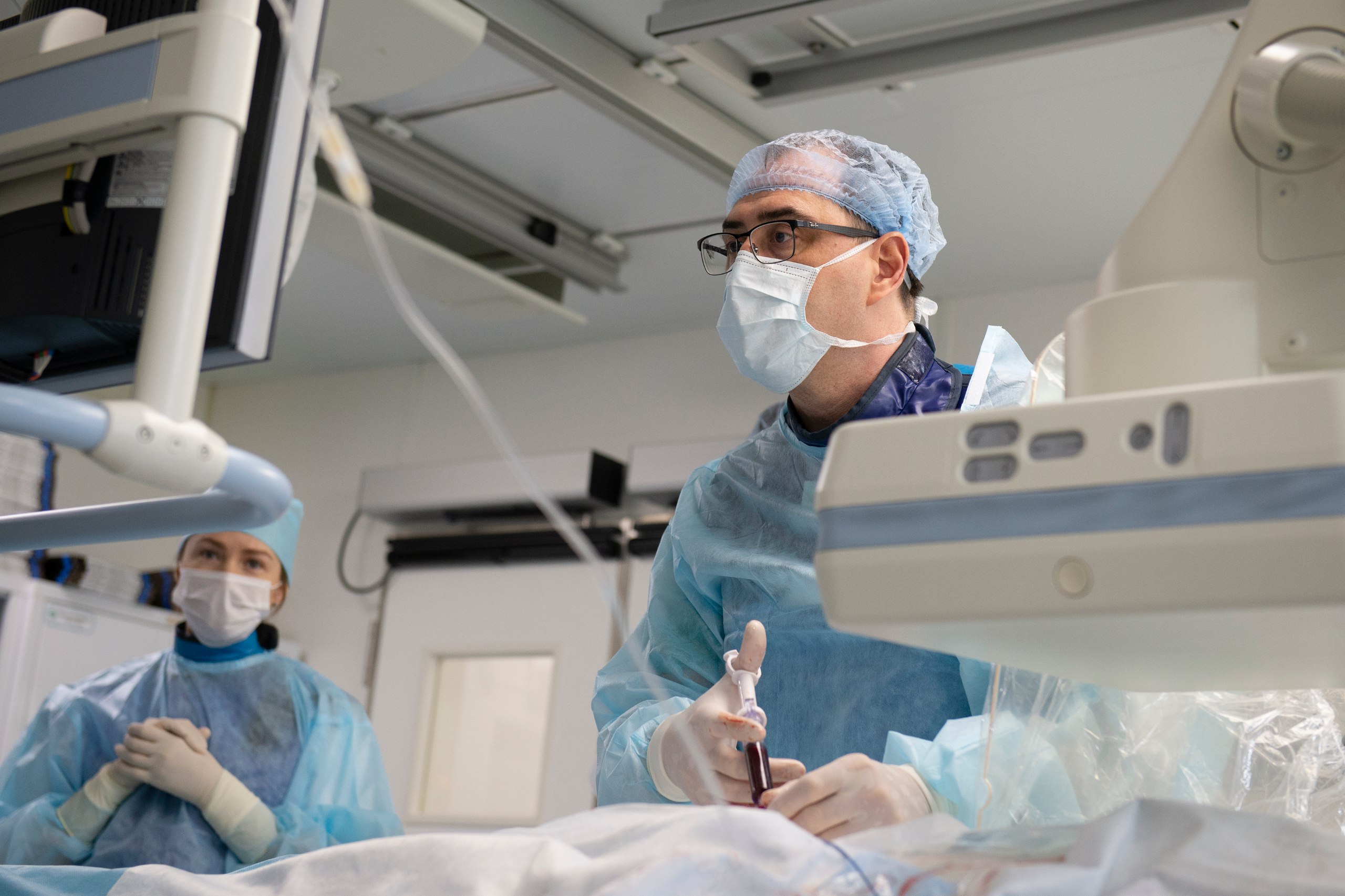 Д. В. Фетцер во время операции